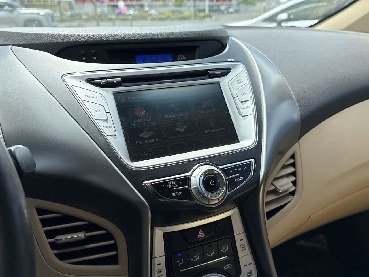 Used 2011 Hyundai Elantra Limited w/ Premium Pkg 5 FWD image 18