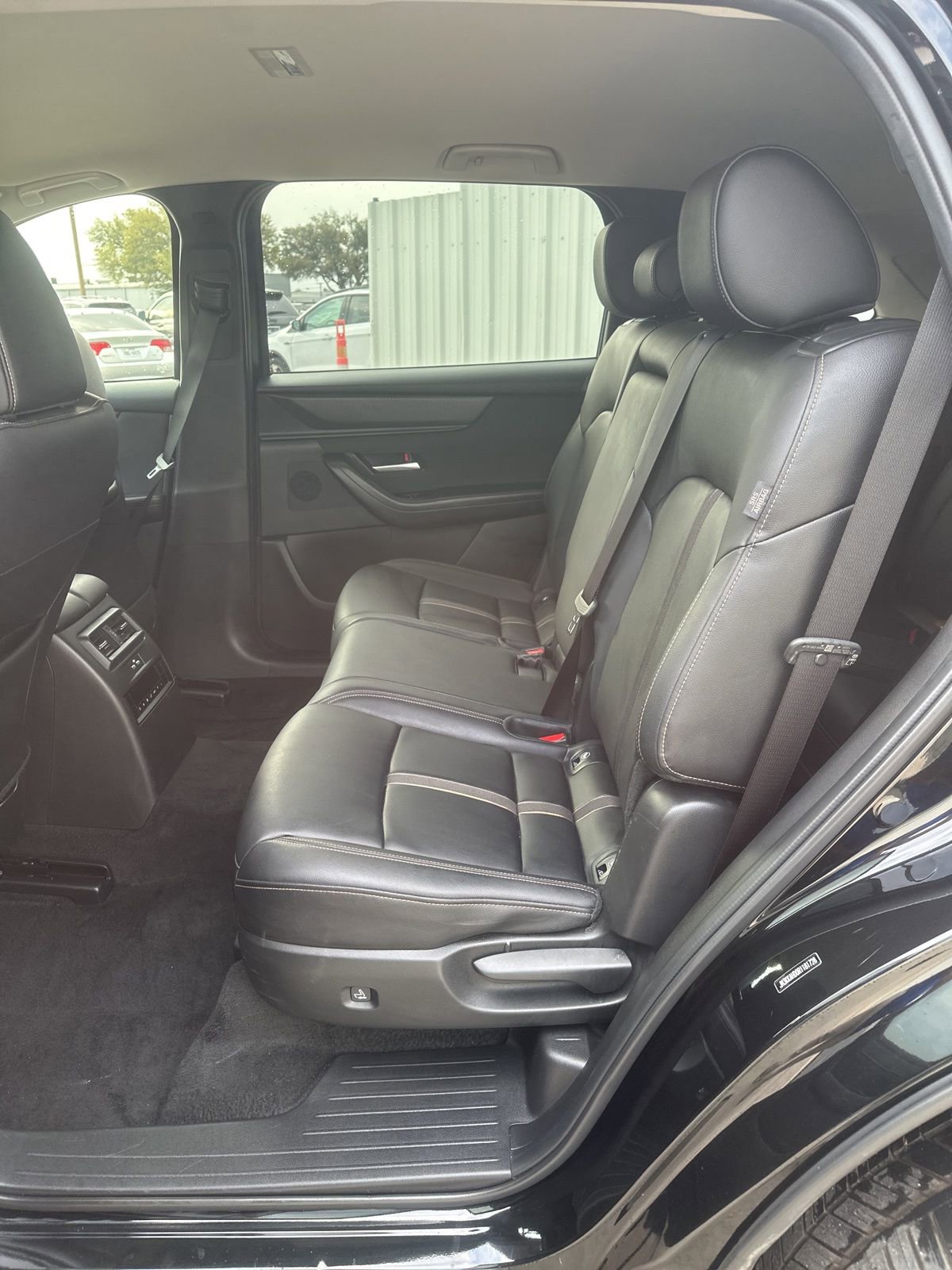 Certified 2024 MAZDA CX-90 3.3 Turbo w/ Select Package image 17