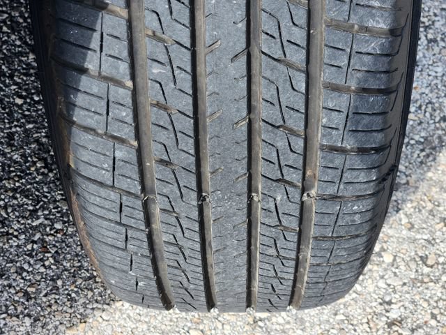 Used 2025 Cadillac XT4 Premium Luxury FWD image 11