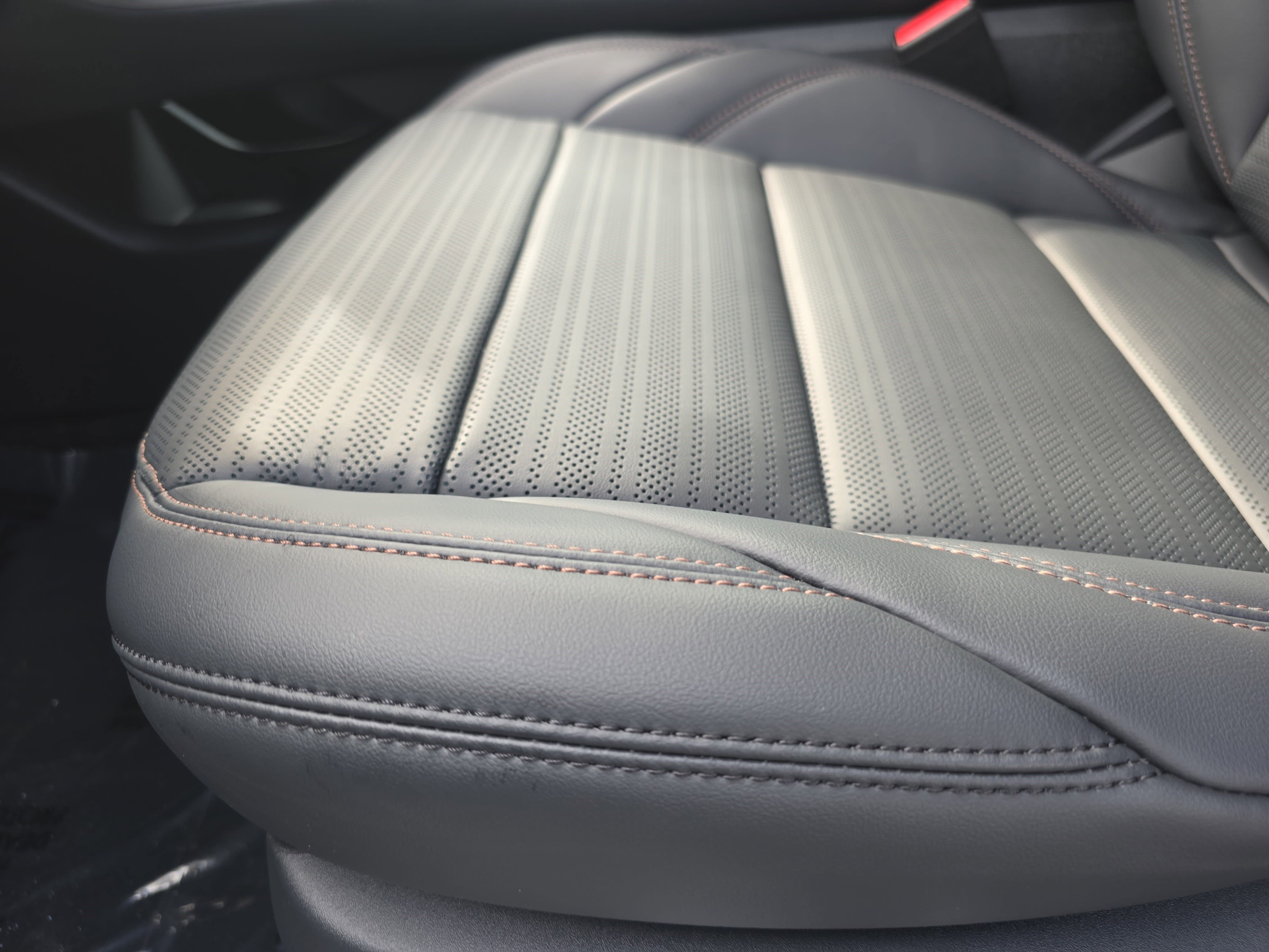 New 2026 Lincoln Nautilus Reserve w/ Jet Appearance Package AWD/4WD image 28