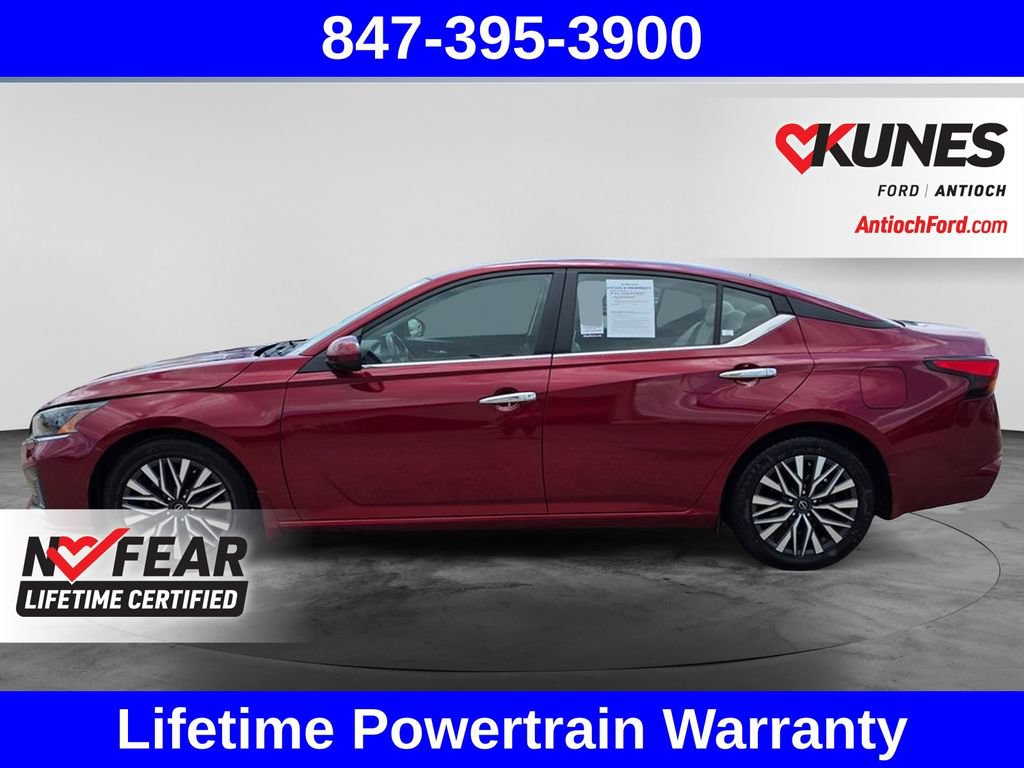 Used 2024 Nissan Altima 2.5 SV w/ SV Premium Package FWD image 7
