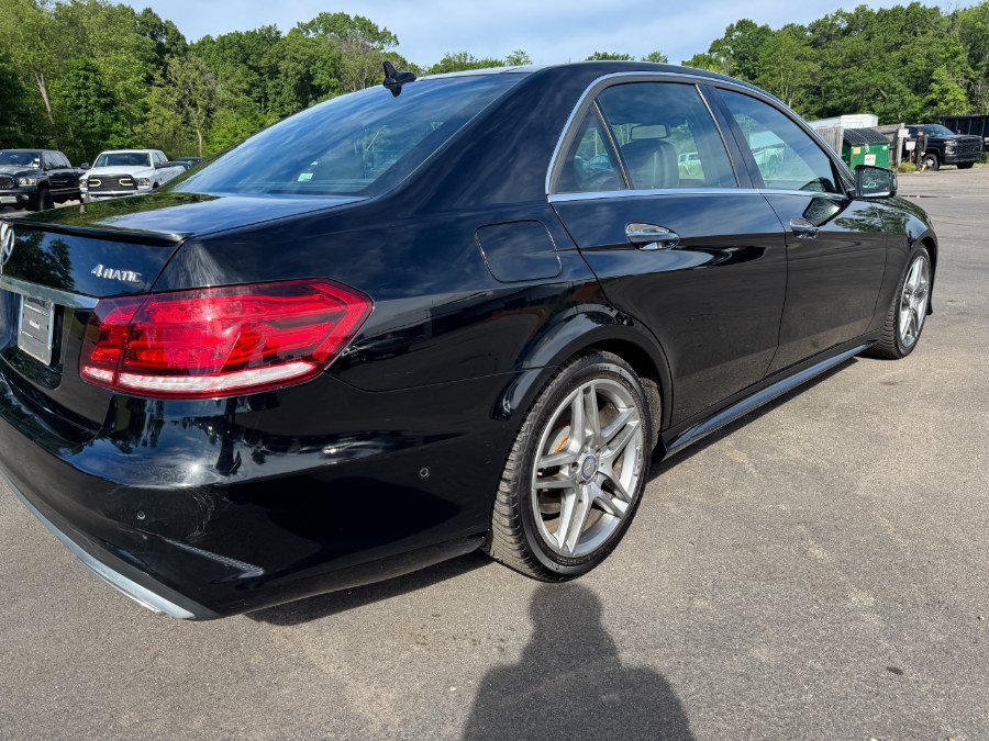 Used 2014 Mercedes-Benz E 550 4MATIC Sedan image 11