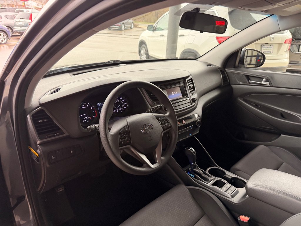 Used 2017 Hyundai Tucson SE w/ SE Popular Package 02 AWD/4WD image 9