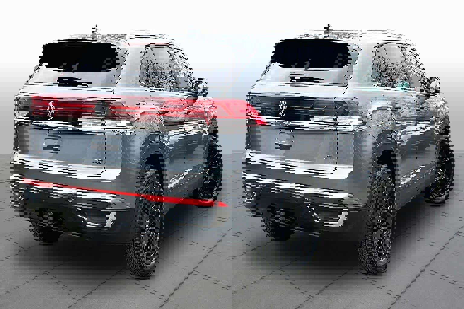 Used 2024 Volkswagen Atlas Cross Sport SE AWD/4WD image 13