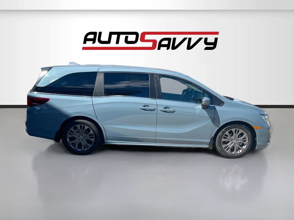 Used 2025 Honda Odyssey Touring image 8