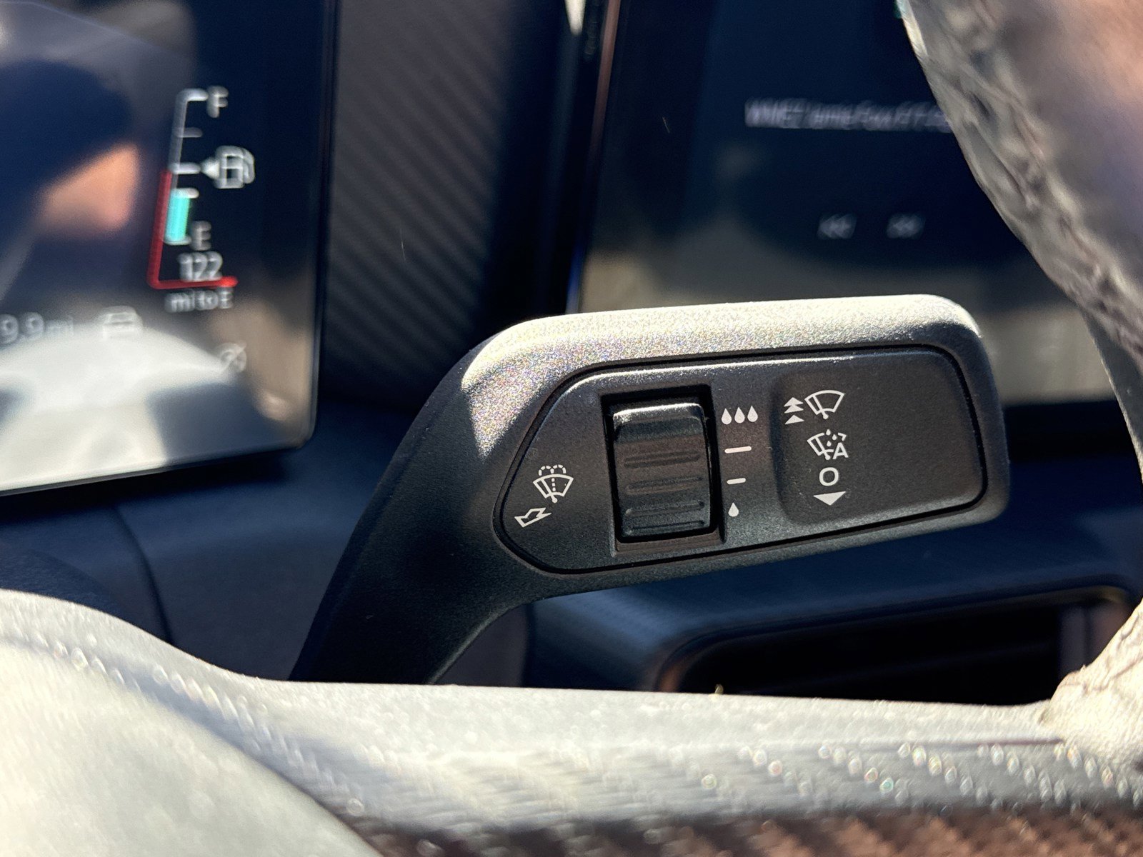 Used 2024 Ford Mustang Coupe image 22