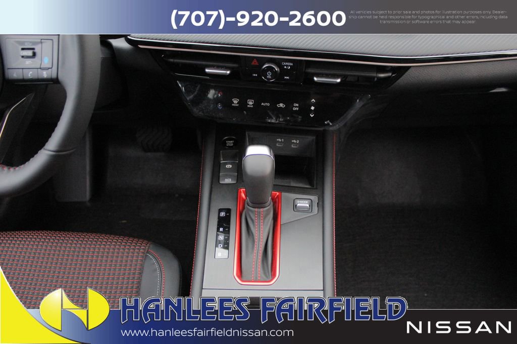 New 2025 Nissan Kicks SR FWD image 15