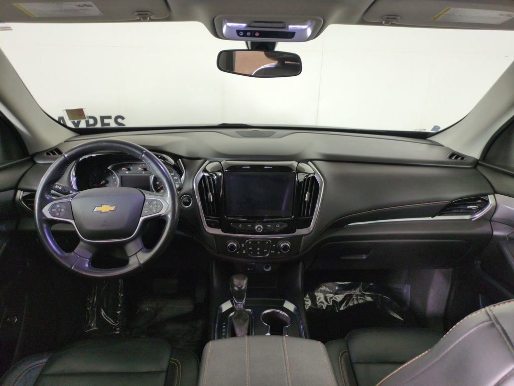 Used 2021 Chevrolet Traverse LT image 14