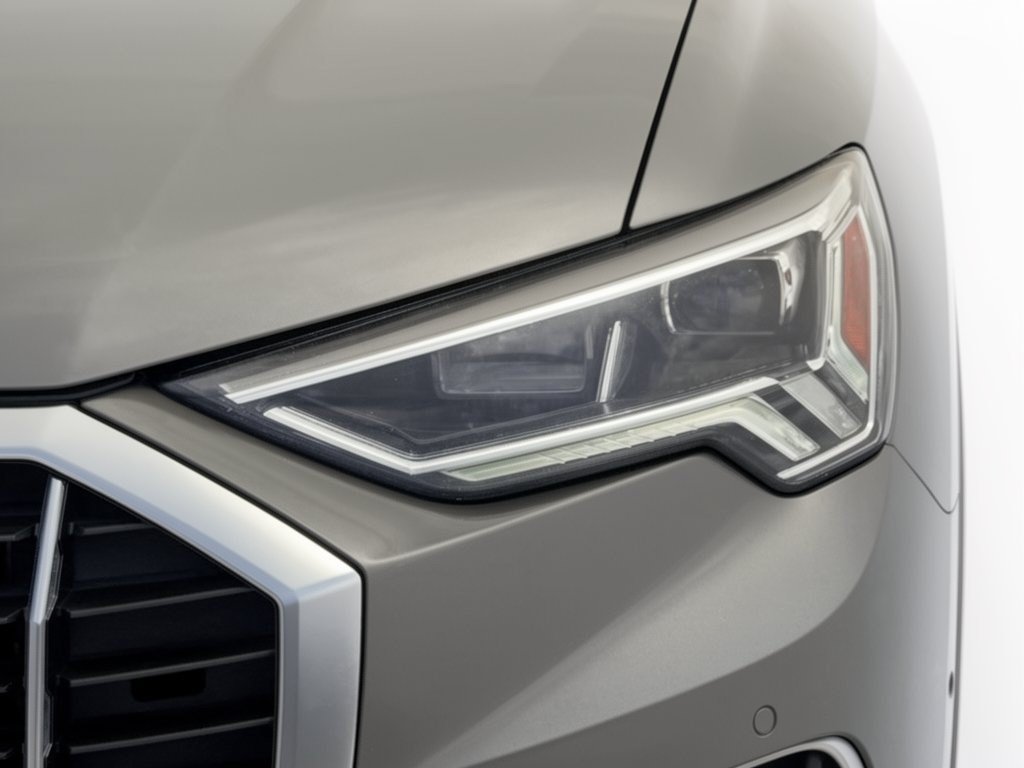 Used 2021 Audi Q3 2.0T Premium Plus AWD/4WD image 12
