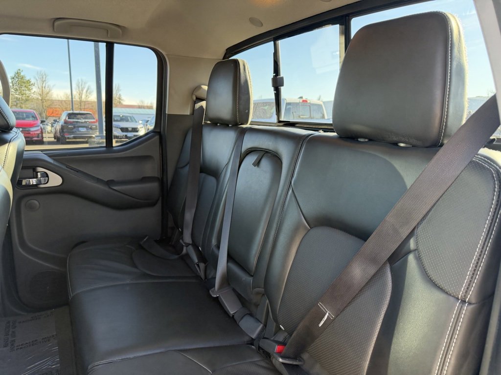 Used 2021 Nissan Frontier PRO-4X w/ Pro-4x Utility Package image 31