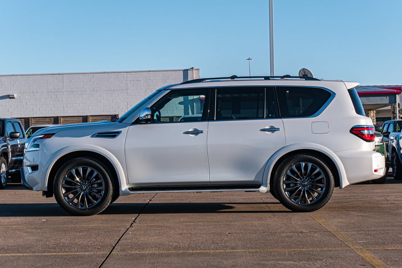 Used 2024 Nissan Armada Platinum w/ Captain's Chairs Package RWD image 5