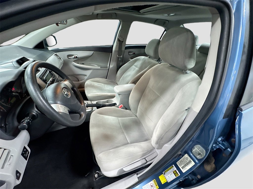 Used 2012 Toyota Corolla LE image 20