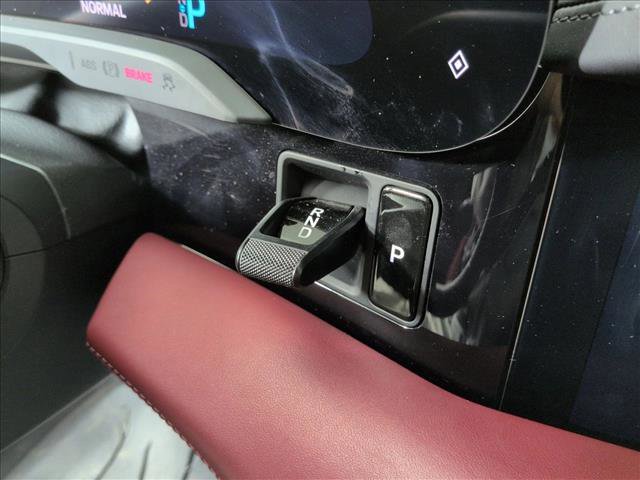 Certified 2023 Porsche Taycan GTS image 14