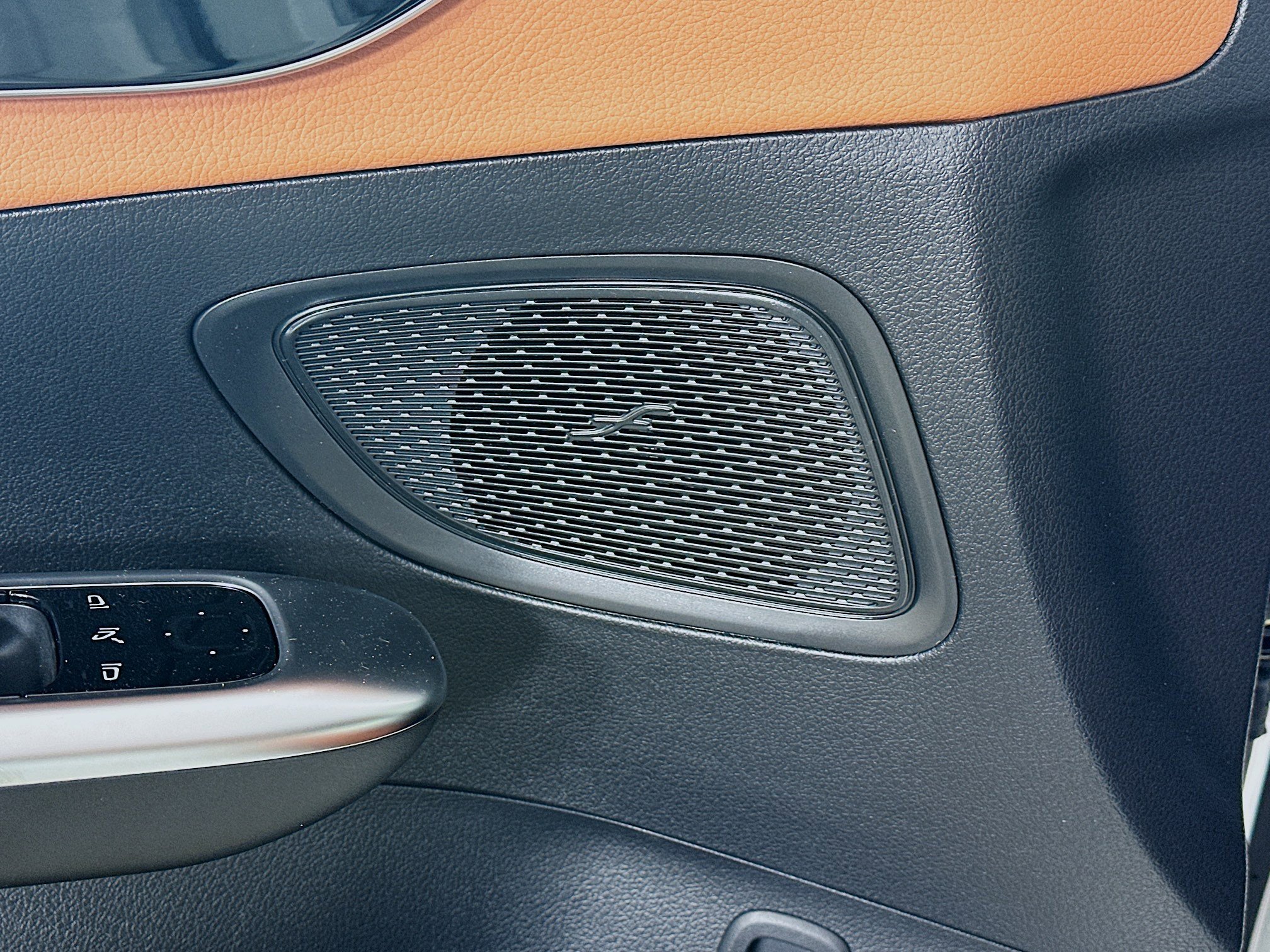 Certified 2025 Mercedes-Benz C 300 4MATIC Sedan image 23