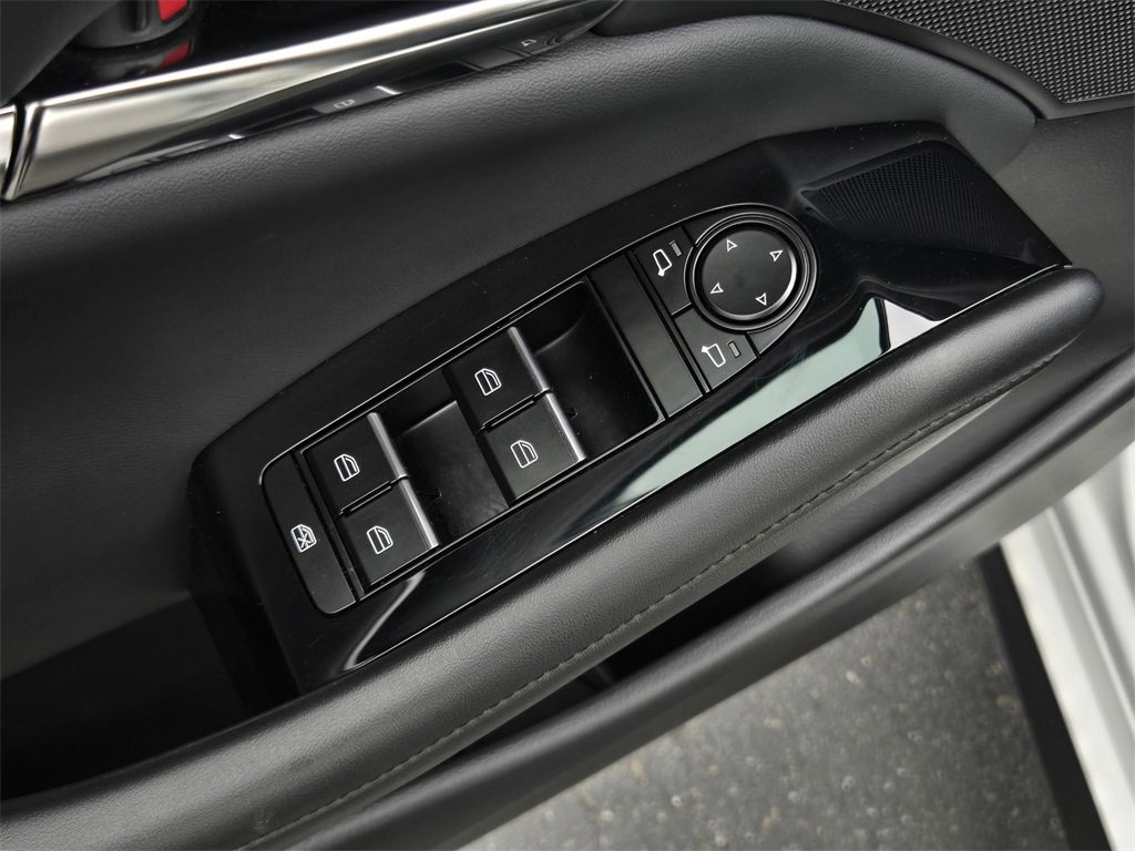 Certified 2025 MAZDA MAZDA3 s image 11