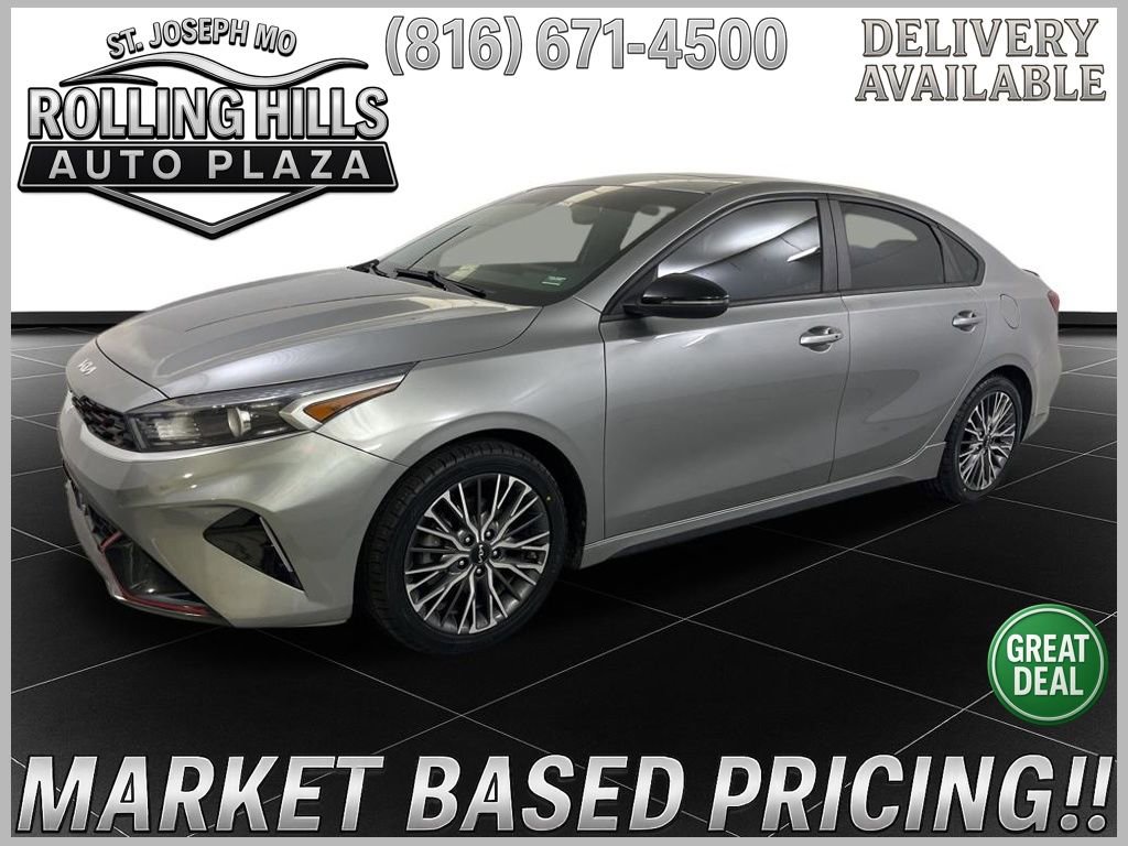 Used 2022 Kia Forte GT-Line w/ GT-Line Premium Package image 1