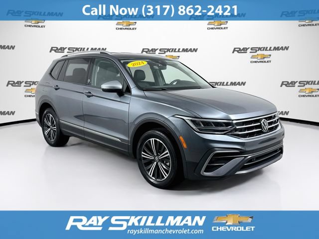 Used 2024 Volkswagen Tiguan SE
