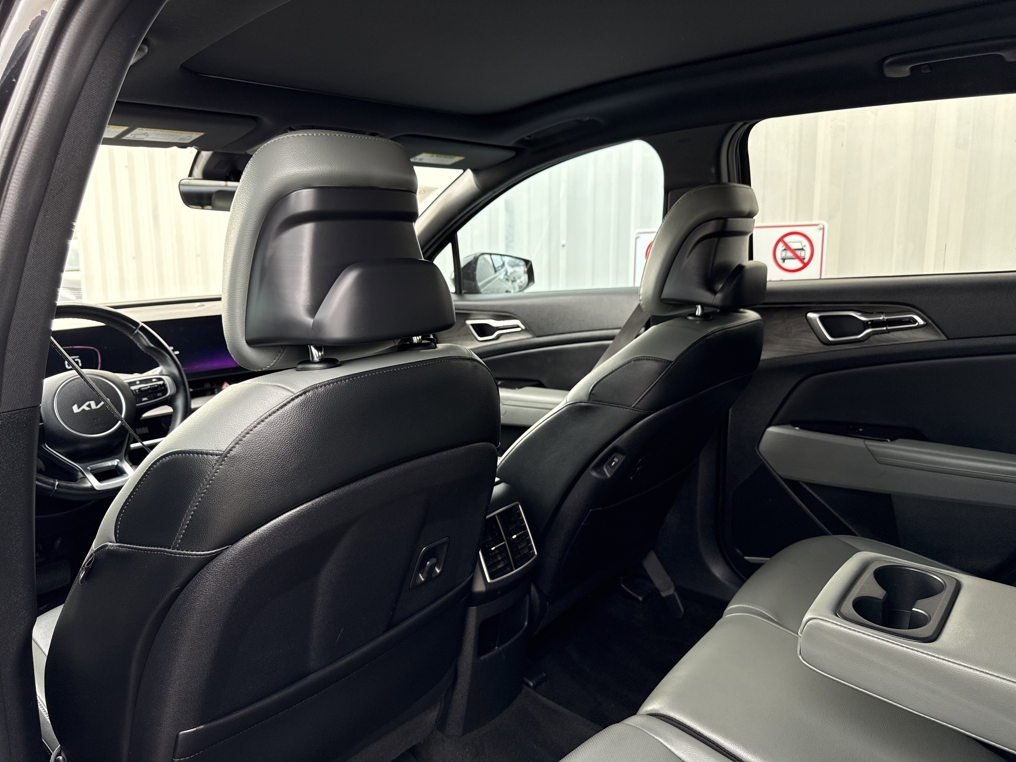 Used 2023 Kia Sportage X-Line w/ X-Line Premium Package image 33