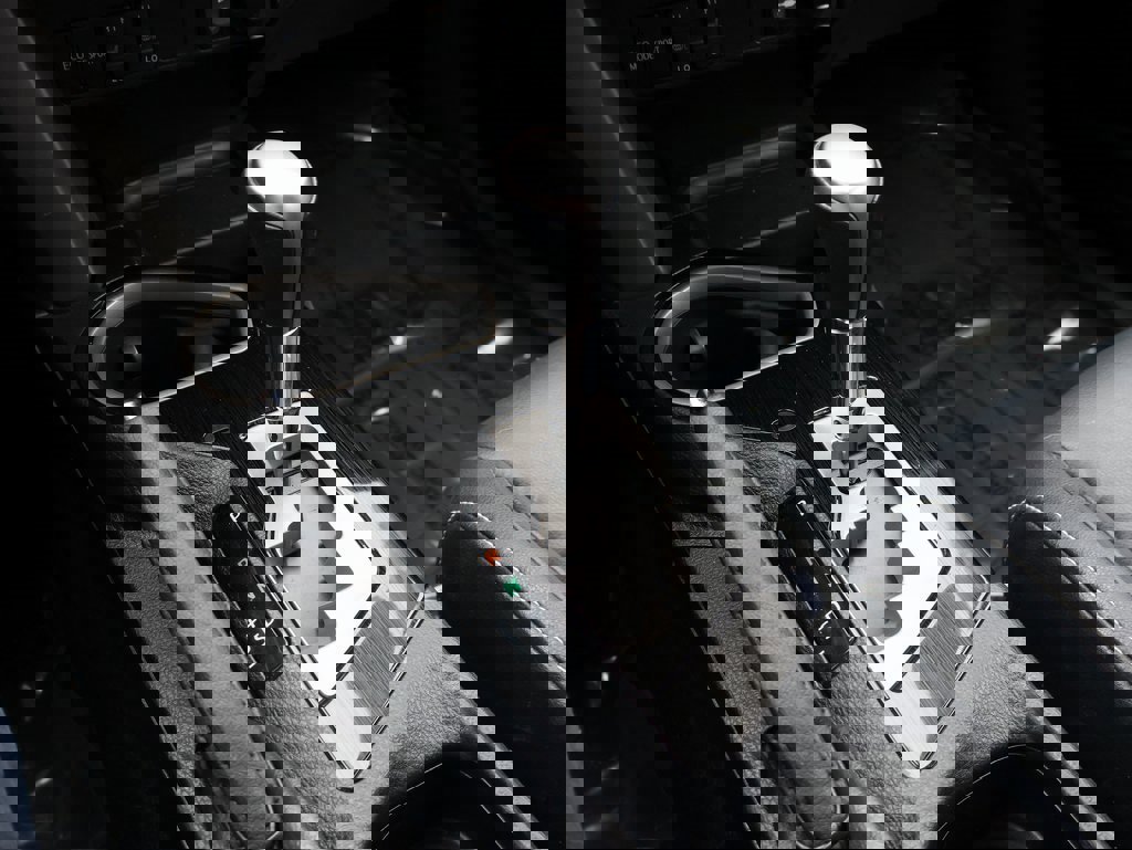 Used 2017 Toyota RAV4 Limited image 40