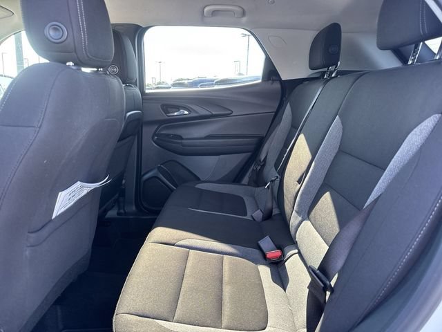 Used 2025 Chevrolet TrailBlazer LT AWD/4WD image 9