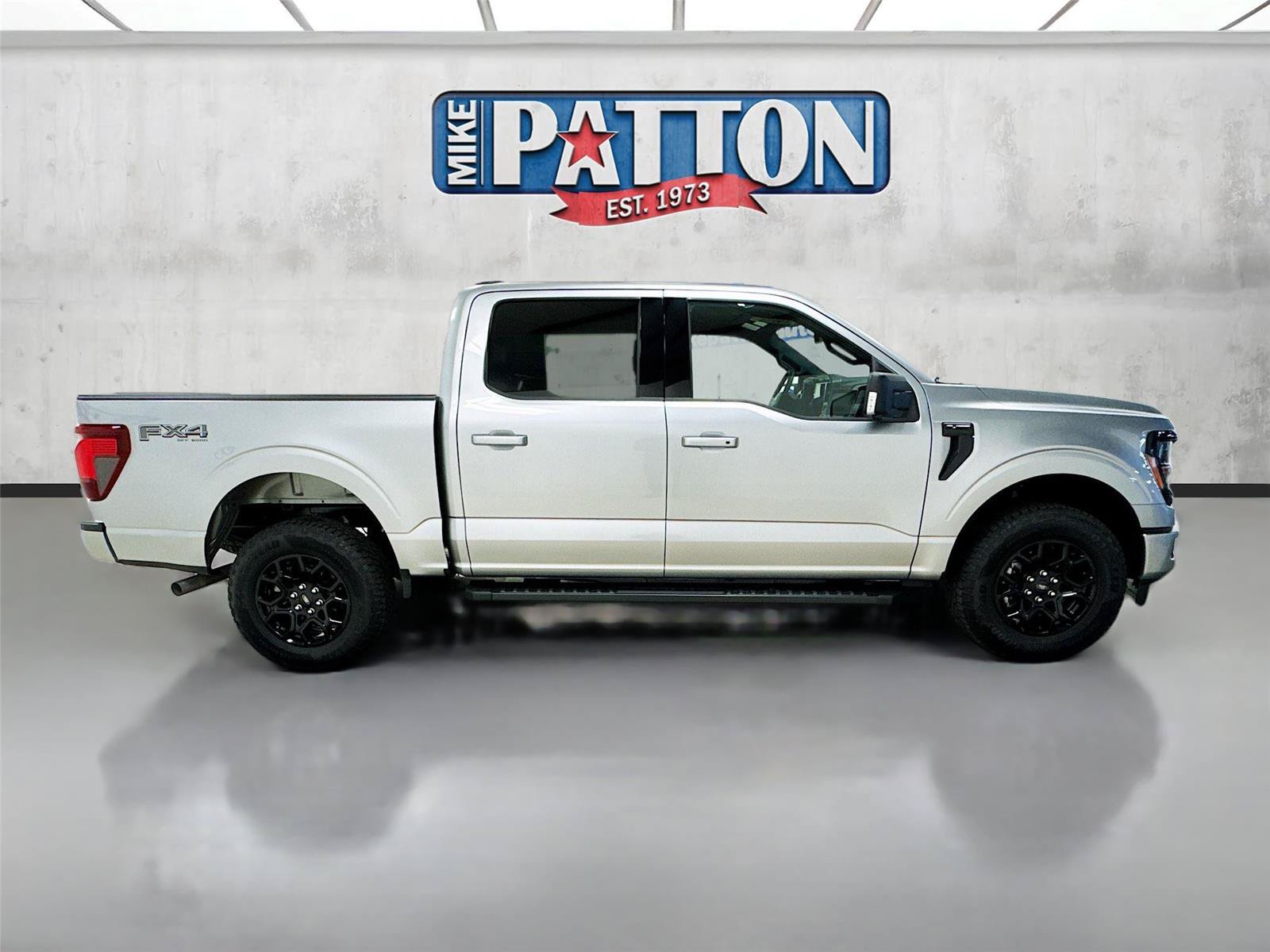 New 2026 Ford F150 XLT w/ Equipment Group 302A MID AWD/4WD image 8