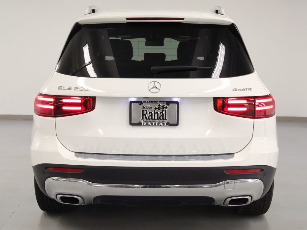 Certified 2025 Mercedes-Benz GLB 250 4MATIC image 6