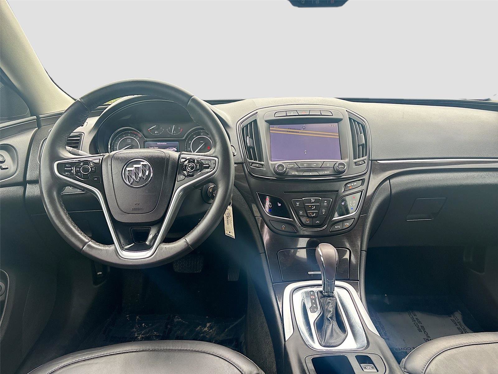 Used 2014 Buick Regal image 23