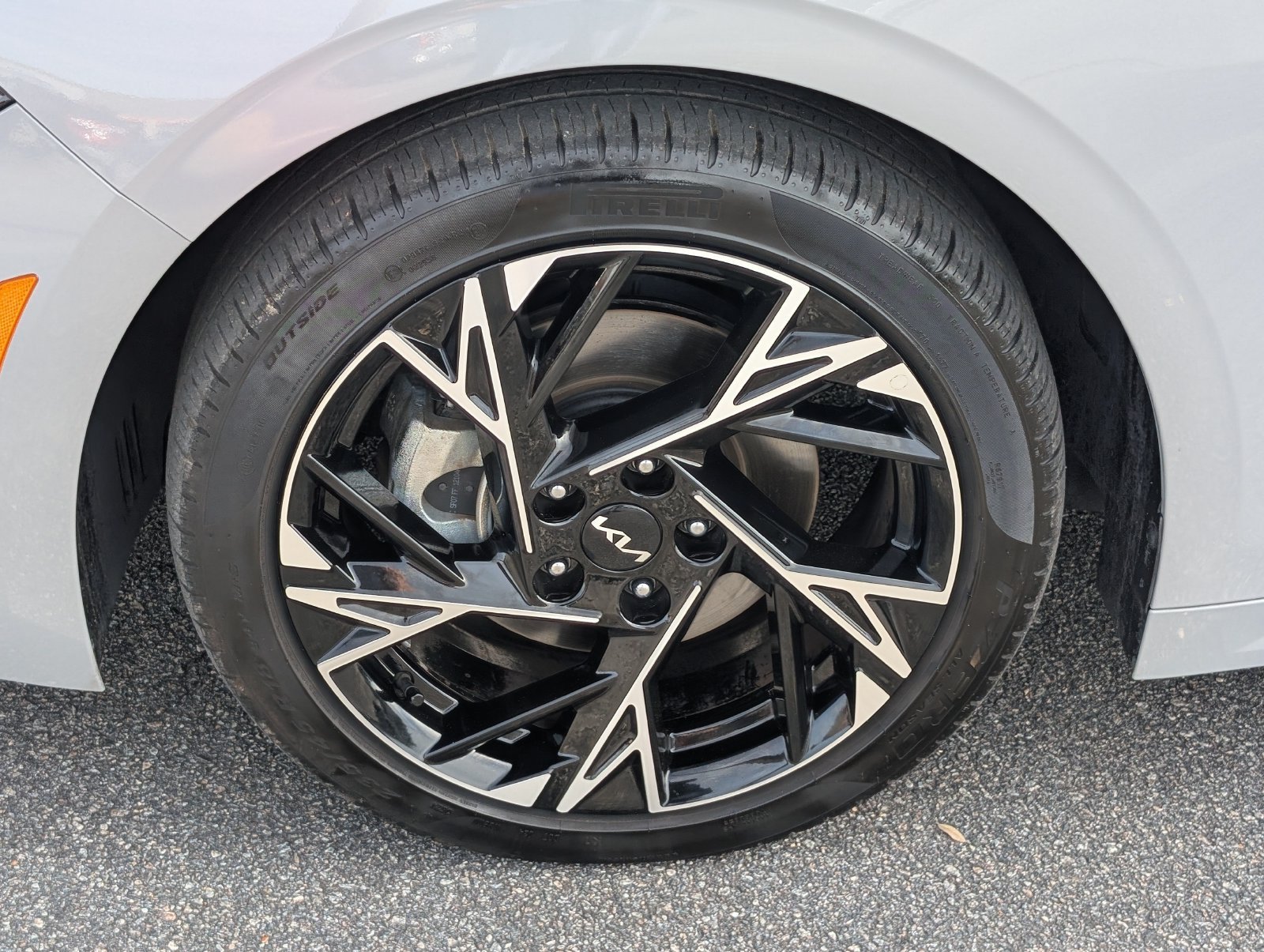 Used 2025 Kia K5 GT-Line w/ GT-Line Premium Package FWD image 13
