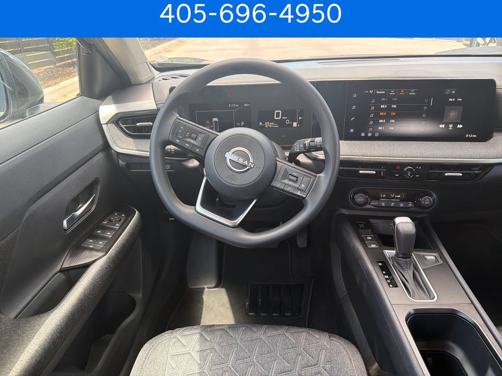 Used 2026 Nissan Kicks SV FWD image 16