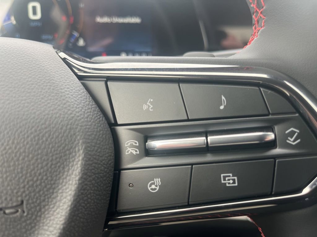 New 2026 Chevrolet Equinox RS w/ Convenience Package III FWD image 18