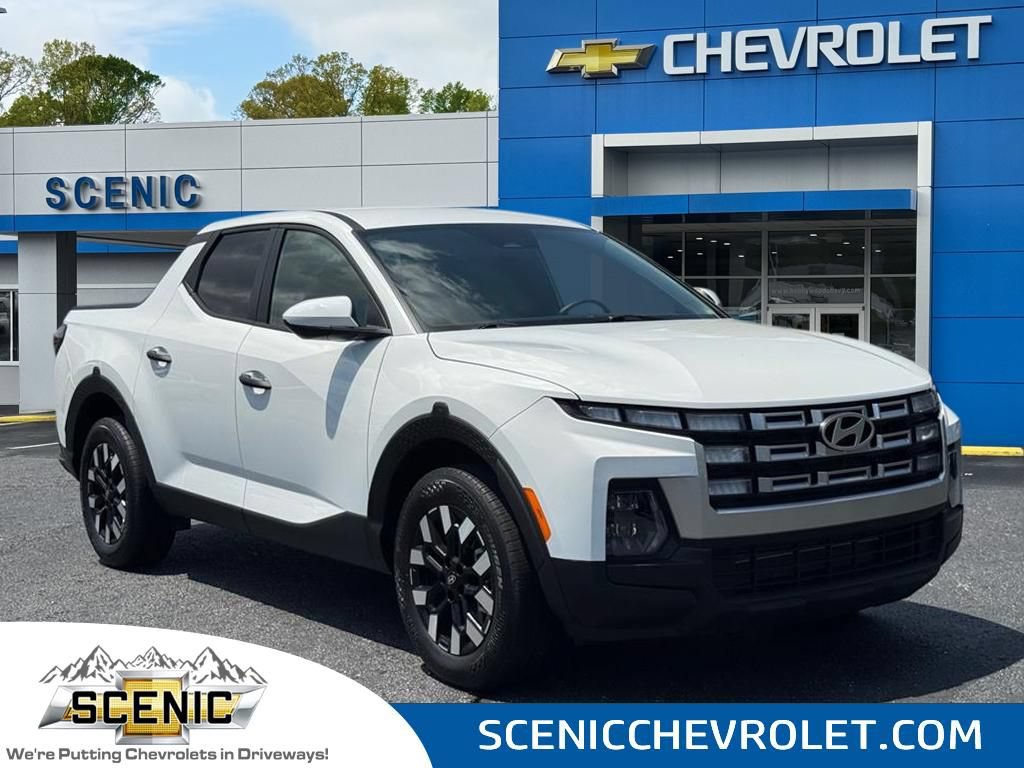 Used 2025 Hyundai Santa Cruz SE AWD/4WD image 1