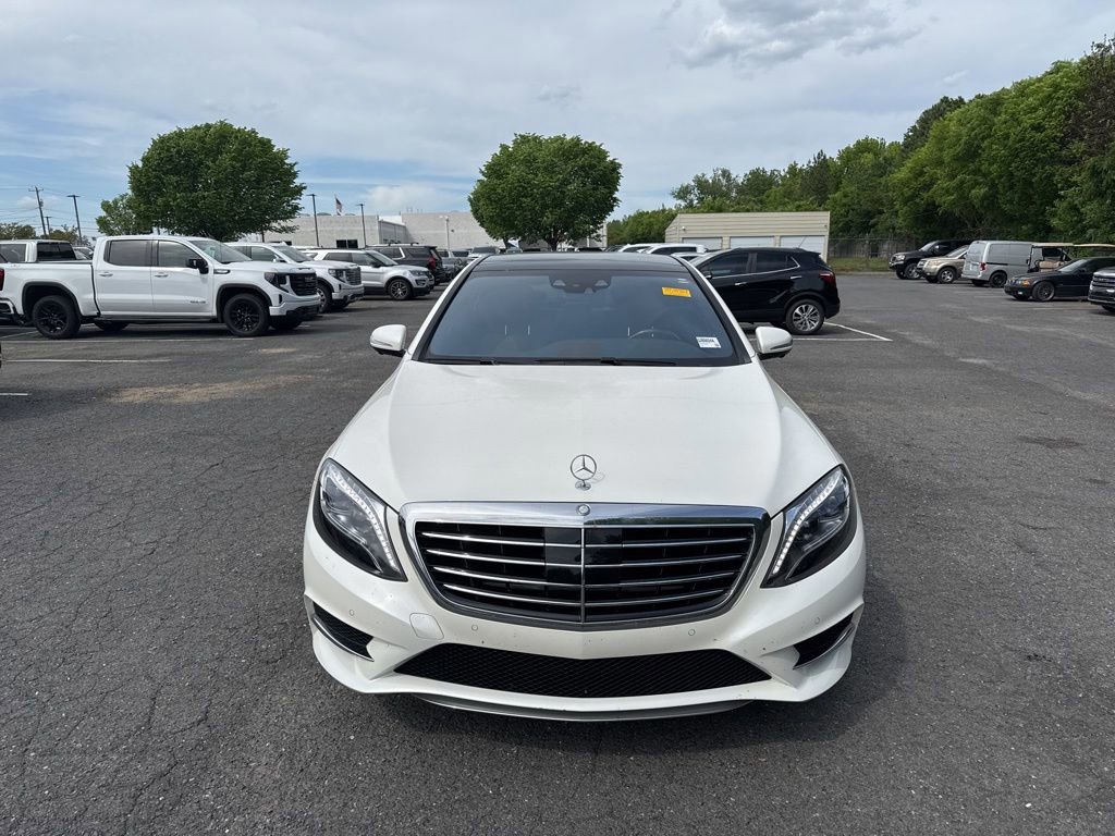 Used 2016 Mercedes-Benz S 550 Sedan image 2