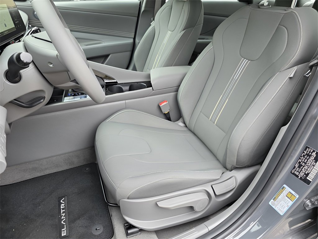 New 2026 Hyundai Elantra Sport image 13