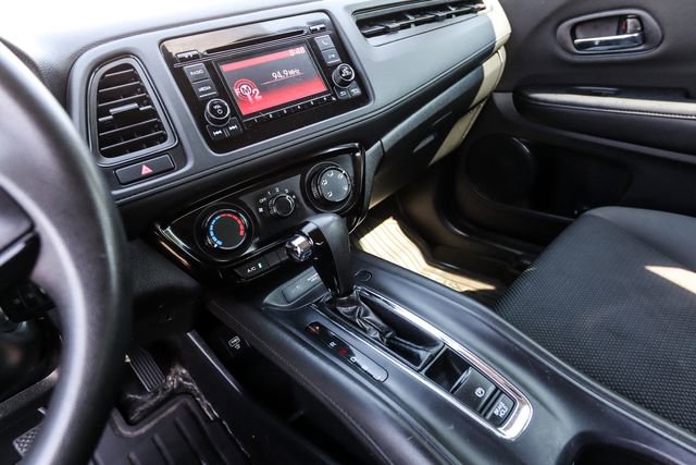 Used 2020 Honda HR-V LX image 25