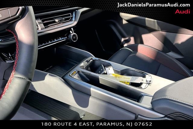 Used 2025 Chevrolet Equinox EV RS image 12