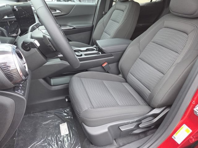 New 2026 Chevrolet Equinox LT w/ Safety and Technology Package FWD image 32