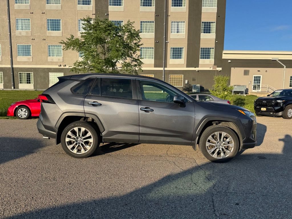 Used 2022 Toyota RAV4 Limited w/ Limited Grade Weather Package AWD/4WD image 13