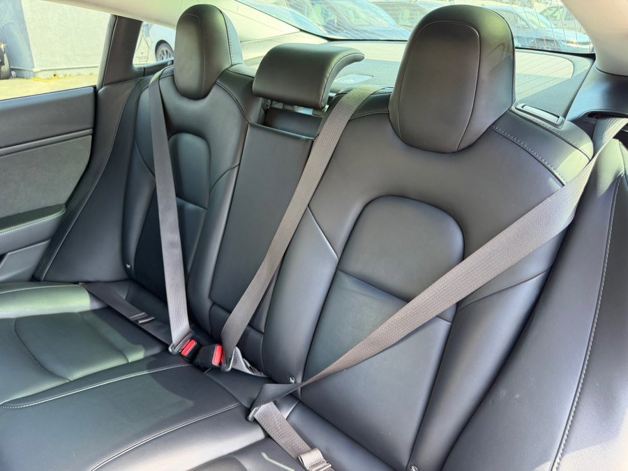 Used 2018 Tesla Model 3 Performance image 42