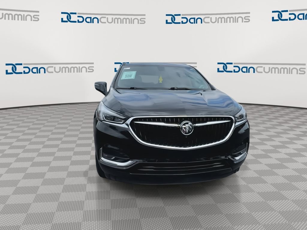 Used 2021 Buick Enclave Essence FWD image 3