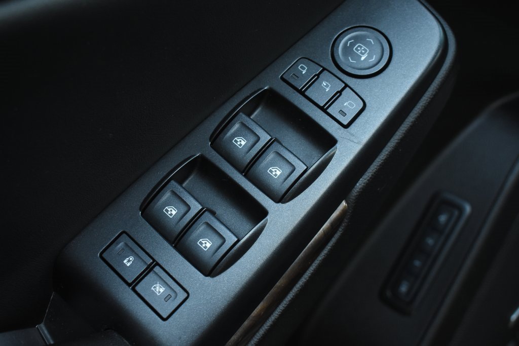 Used 2016 Chevrolet Tahoe LT w/ Luxury Package image 16