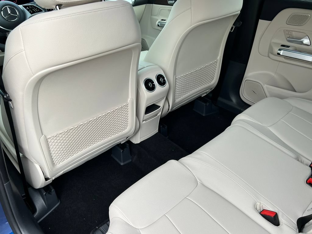 New 2026 Mercedes-Benz GLB 250 4MATIC image 34