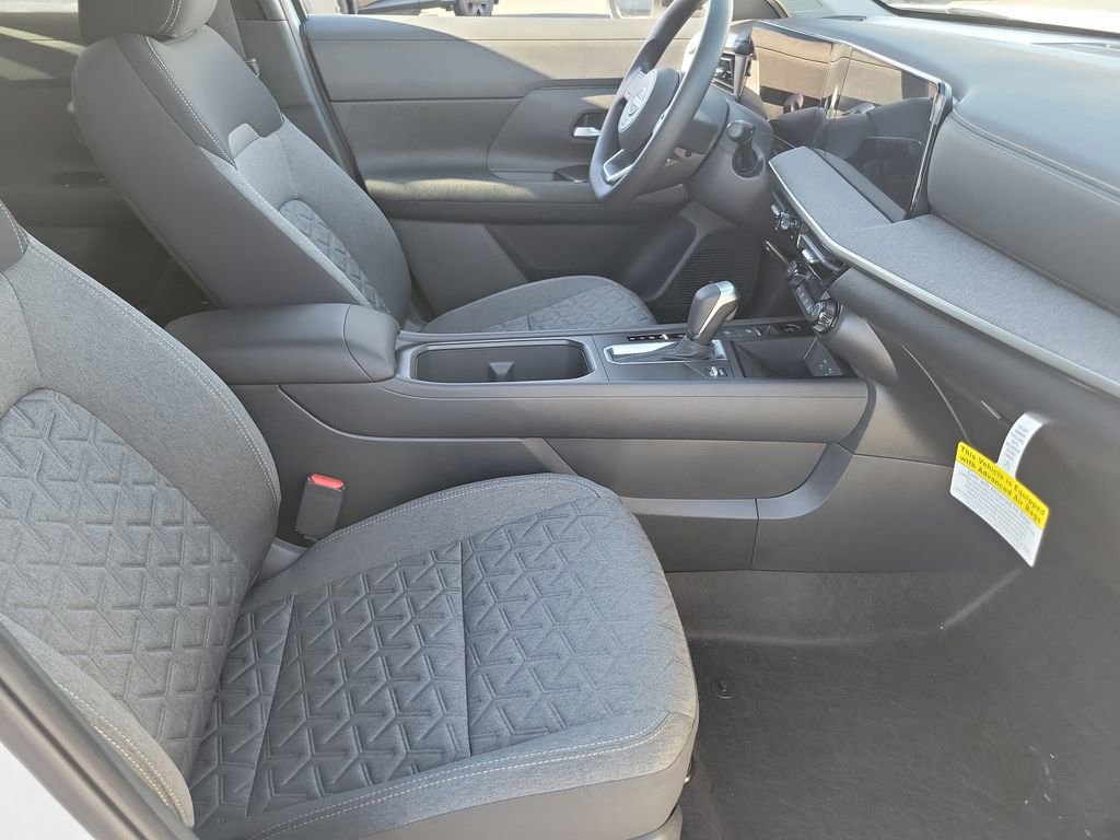 New 2026 Nissan Kicks SV w/ SV Premium Package image 12