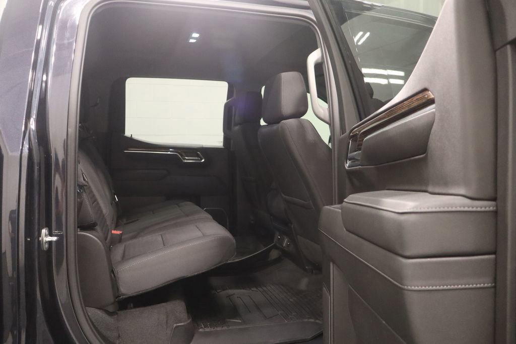 Used 2023 GMC Sierra 1500 Elevation image 17