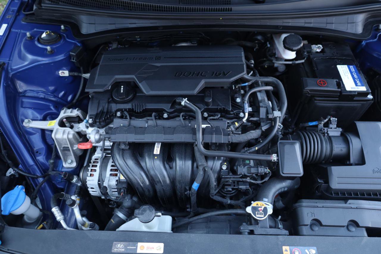 Used 2023 Hyundai Elantra SEL image 22