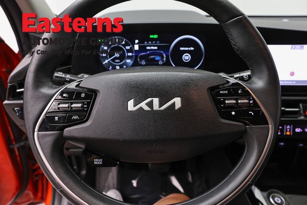 Used 2023 Kia Niro Wind w/ Wind Preserve Package FWD image 10