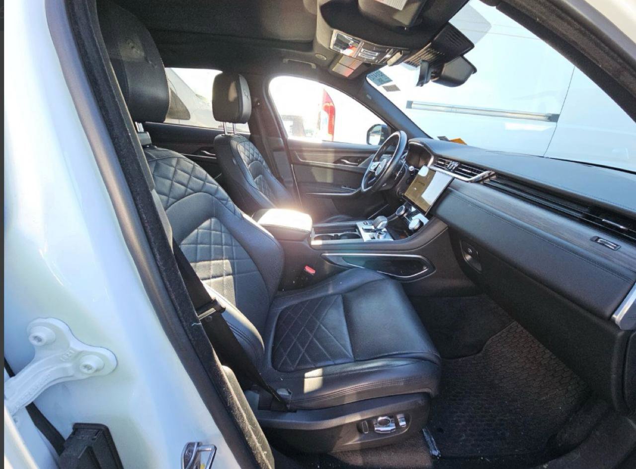Used 2022 Jaguar F-PACE S AWD/4WD image 13
