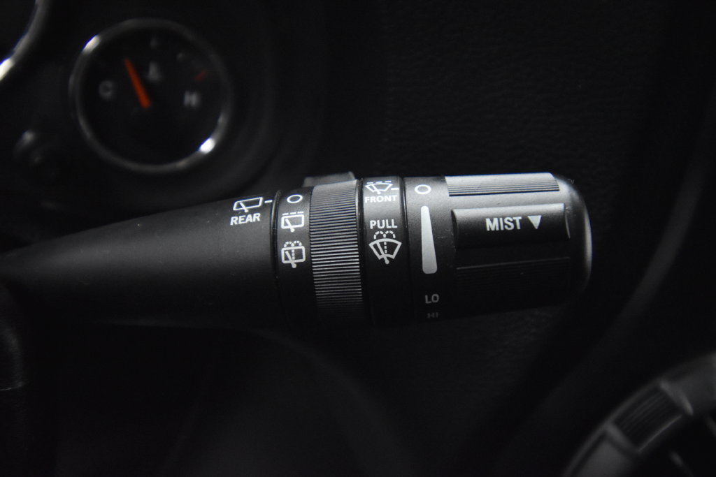 Used 2013 Jeep Wrangler Unlimited Sport AWD/4WD image 31