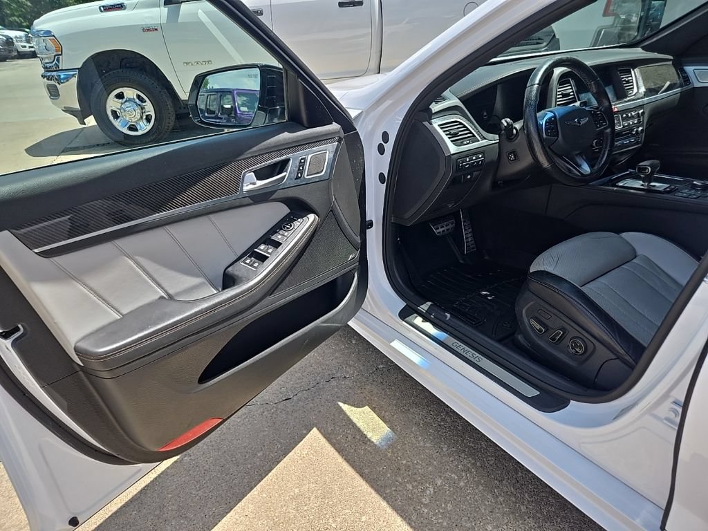Used 2018 Genesis G80 3.3T Sport AWD/4WD image 27