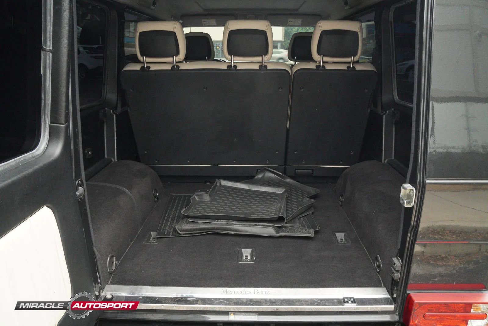 Used 2014 Mercedes-Benz G 550 image 25