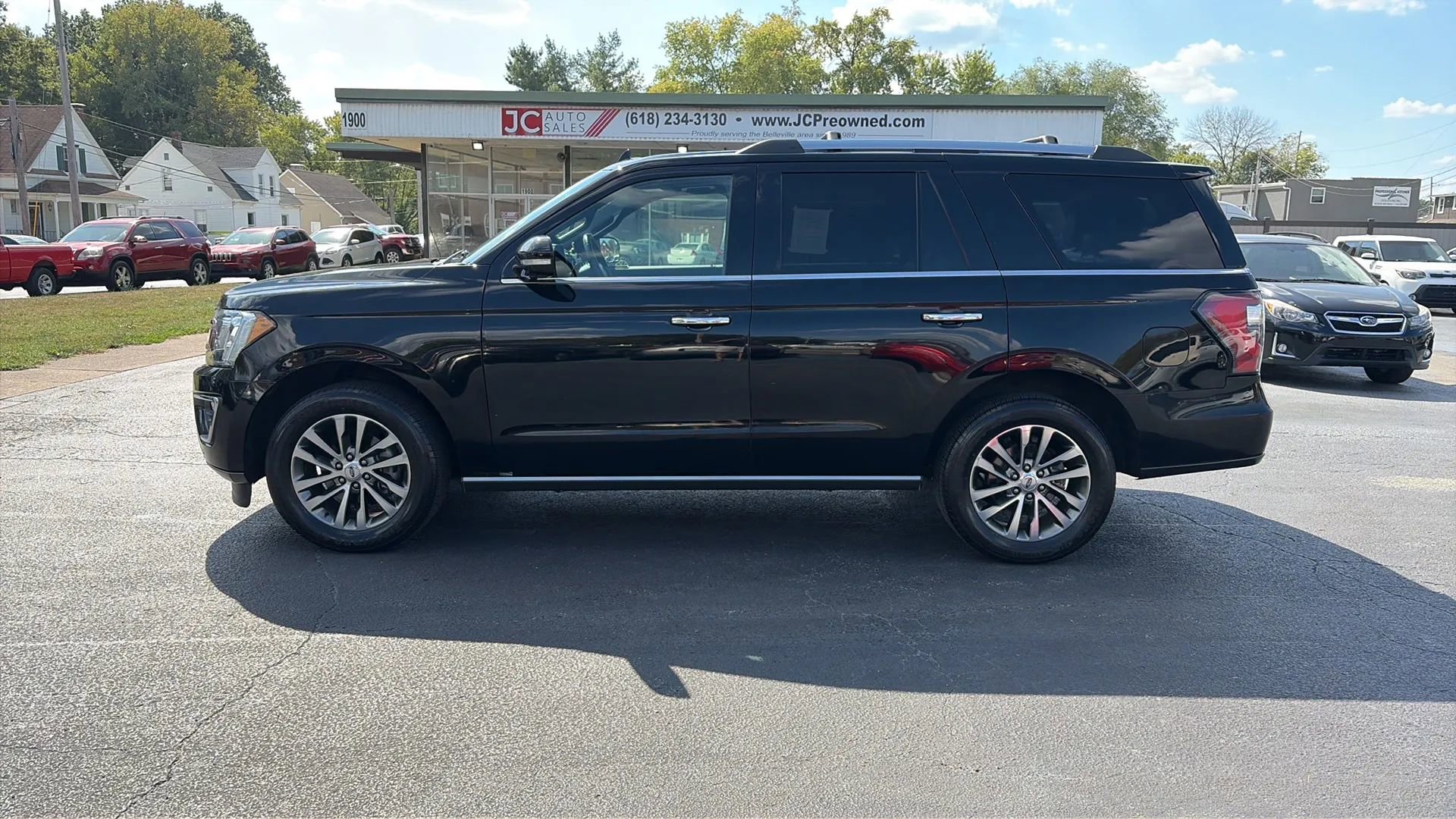 Used 2018 Ford Expedition Limited image 8